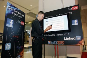 SocialMedia03X400